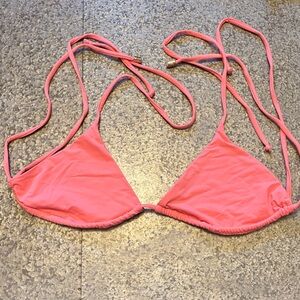 Like New Women’s Beach Bunny Sz L Corral Bikini Top MSRP $120